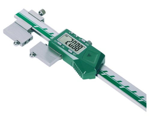 DIGITAL CALIPER WITH INTERCHANGEABLE BALL TIP